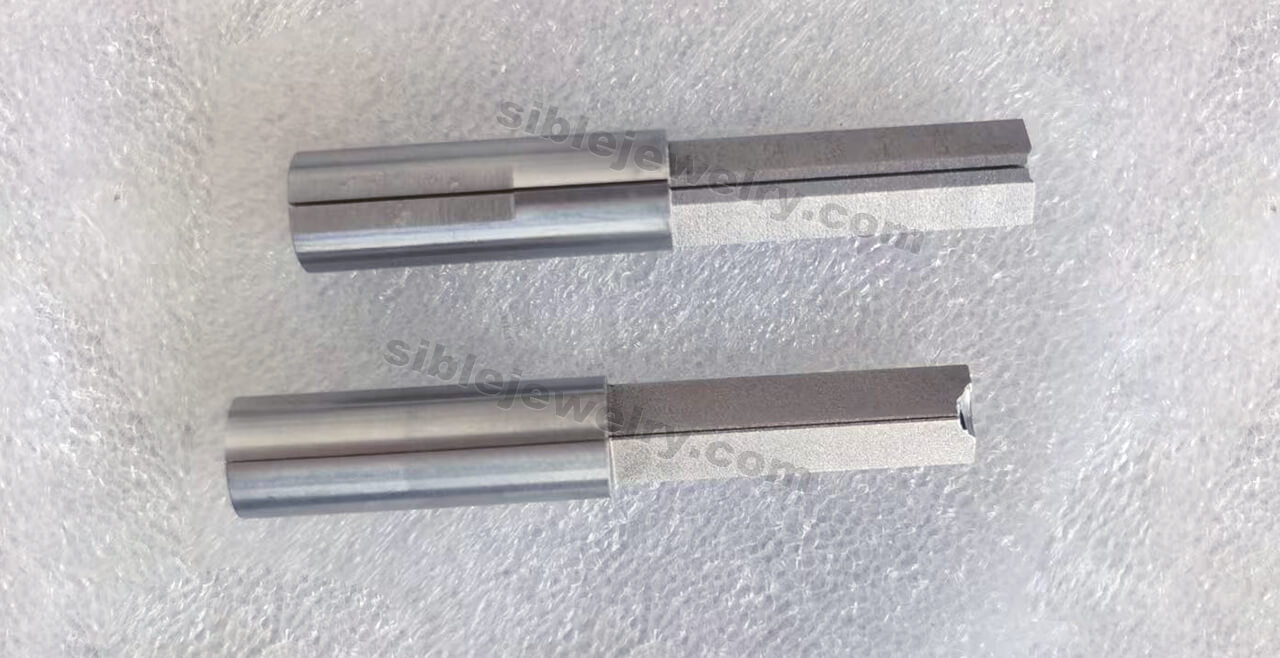 Diamond cutting machine wire core mold