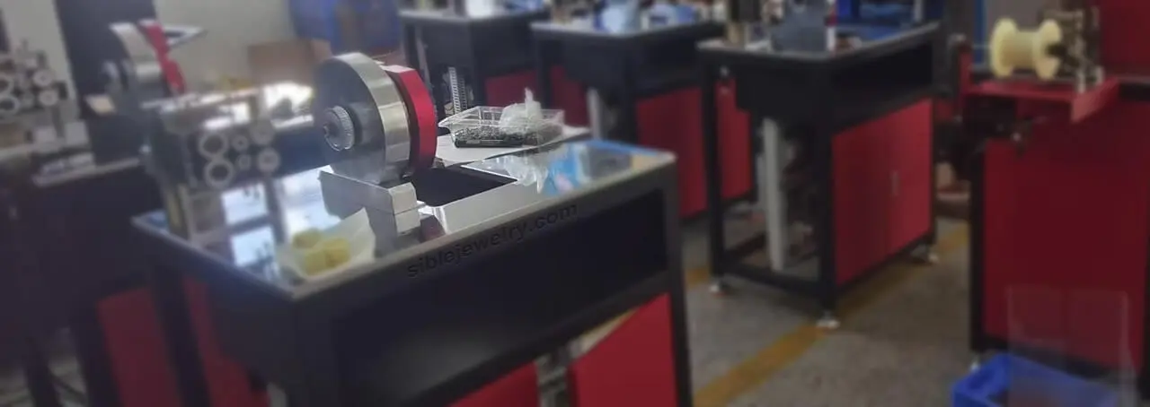 Automatic High-Precision Diamond Cutting Machine for Wire and Tube(Image4) High-efficiency diamond cutting machine for wire and tube, producing approximately 50 grams per hour with ultra-low wire-break rate